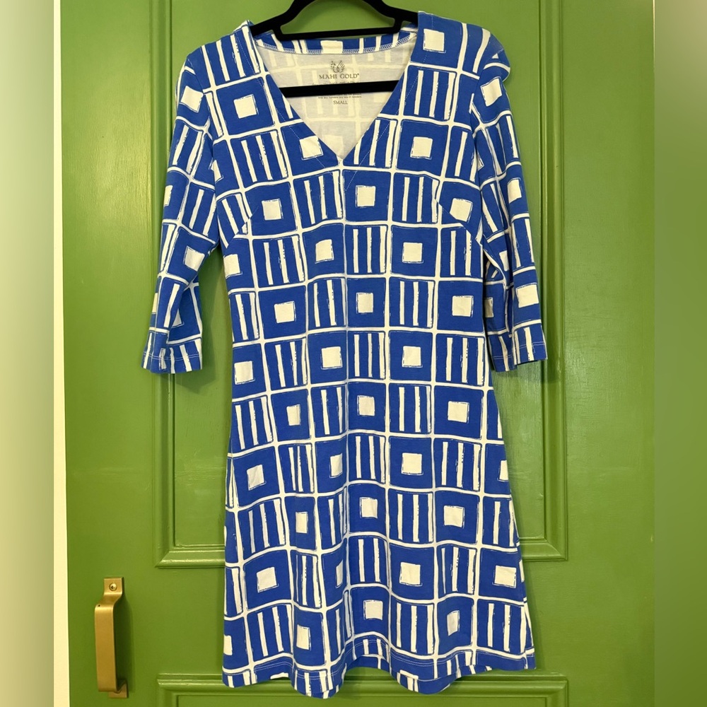 MAHI GOLD Blue and White Geometric Dress